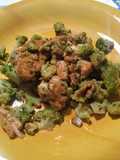 Salmone marinato, con broccoli e noci