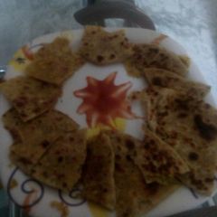 A picture of Daal ki Roti.