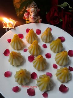 उकडीचे मोदक रेसिपी मुख्य फोटो