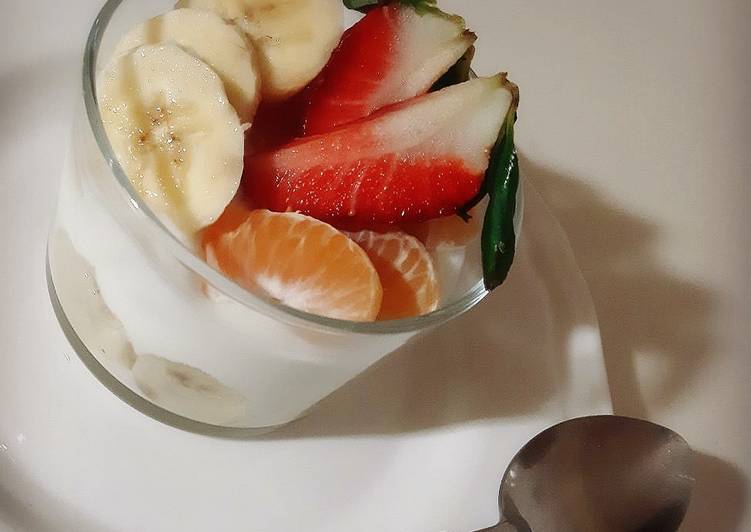 Voici la recette Yaourt aux fruits frais ❤ Délicieux garanti