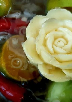 Hình của món Chân gà ngâm xoài keo.