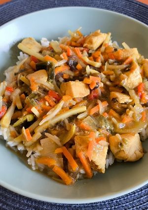 Zdjęcie przepisu Kurczak z pastą curry i ryżem II.