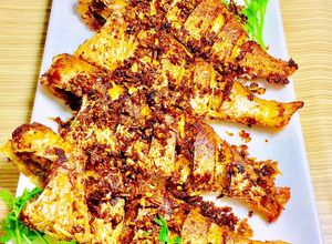 Hình của món Cá Hường Muối Cà Ri Sả.