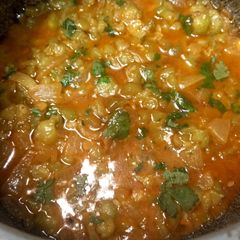A picture of Vegetable gravy 🥒 🥒🧅🧄🥘.