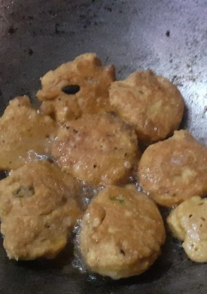 মাছের ডিমের পাকোড়া (Macher dimer pakoda recipe in Bengali) রেসিপির প্রধান ছবি