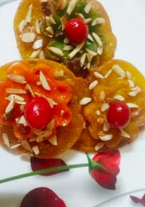A picture of Shahi Mava Paneer Malpua.