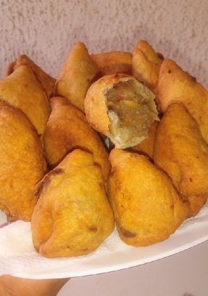 A picture of Mini samosa.