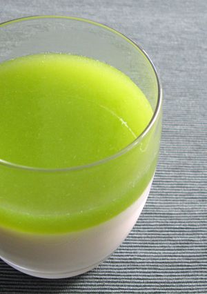 A picture of Kiwi Fruit Sauce.