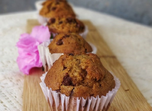 Una foto de Muffins de banana 🍌 con chispas de chocolate 🍫