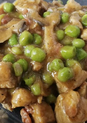 Zöldborsós - gombás tokány recept fotója