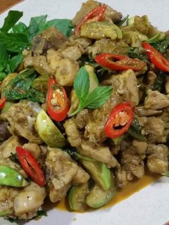 รูปของ แกงเขียวหวานไก่ผัดแห้ง