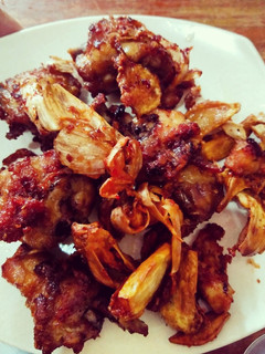 Foto resep Ayam goreng bawang putih (Garlic fried chicken)