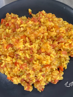 Una foto de Arroz con chorizo