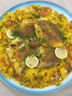 صورة لوصفة سهل وسريع عيش مشخول مع زبيدي 🐟 💞