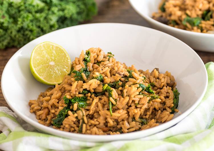 Arroz con kale y shiitake vegano y fácil