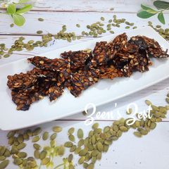 A picture of Pumpkin Seeds Brittle/Chikki.