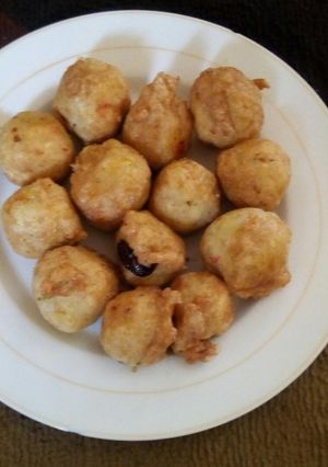 A picture of Yam balls.