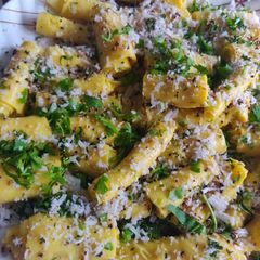 Gujarati Khandvi A picture of Gujarati Khandvi.