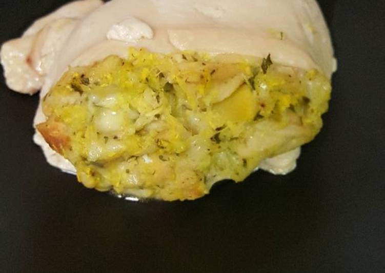 Easy Meal Ideas of Cheesy Stuffed Chicken