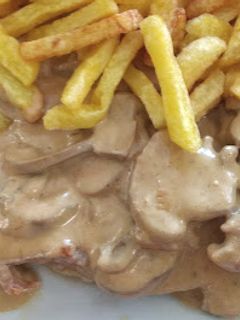 Foto de Bife com Cogumelos e Natas
