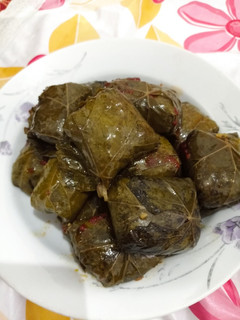 عکسی از دستور دلمه برگ مو