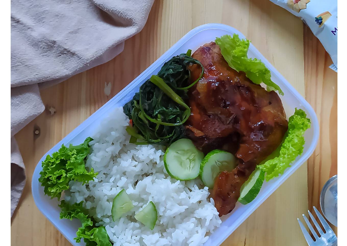 Menu Bekal Ayam Saus Mentega