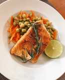 Cá hồi áp chảo 🍣 🥕 🍋