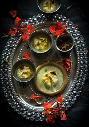 A picture of Appley Rasmalai.
