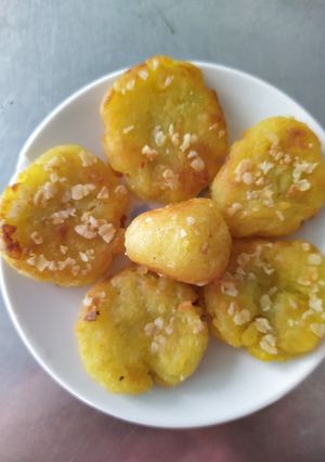 Hình của món Bánh khoai lăn yến mạch chiên.