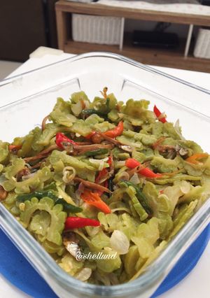 Foto resep Oseng Pare Teri