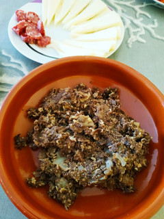 Una foto de Revuelto de Morcilla con huevo