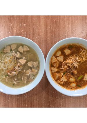 รูปของ ก๋วยจั๊บ 2 ซุป