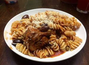 Una foto de Minestrones en Salsa de Gallina Criolla