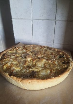 A picture of Mushroom and Cabbage Pie.