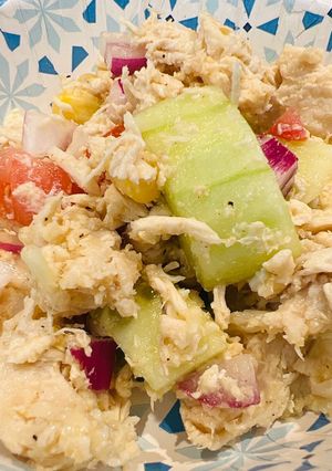A picture of 2 - Step Summer Chicken 🐔Salad.