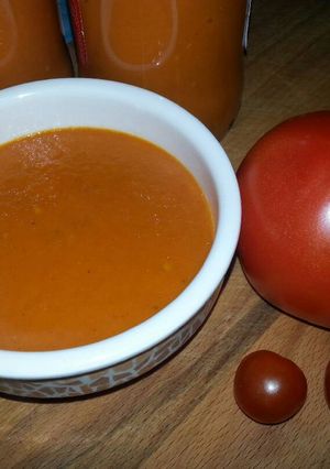 Foto principal de Salsa de tomate casera (tomate frito)