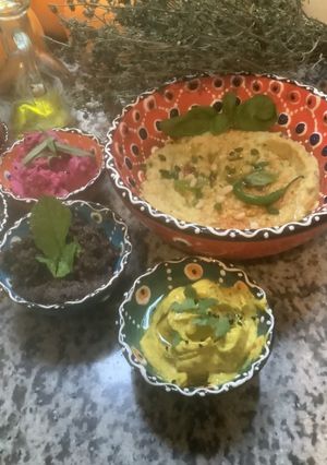 Une photo de 🍂Houmous 🎅👨‍🍳parfums de fête 🍾