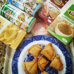 Quick and Easy Dal samosa A picture of Quick and Easy Dal samosa.