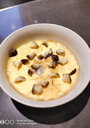 A picture of Steam Egg with Mushroom.