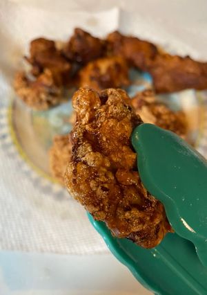 A picture of Karaage (fried chicken).