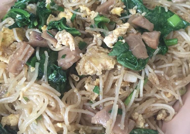 Resep Bihun Goreng Cah Bakso Sapi yang Menggugah Selera