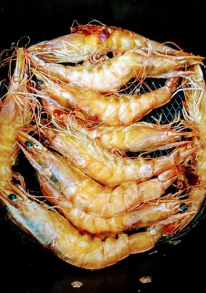 Hình của món Tôm nướng muối ớt bằng nồi chiên không dầu.