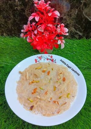 A picture of Meethi Sewaiya.