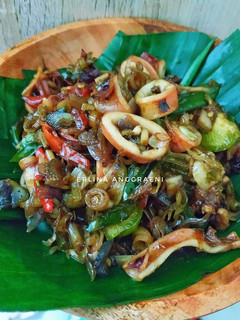 Foto resep Tumis Cumi asin cabe ijo 🌿