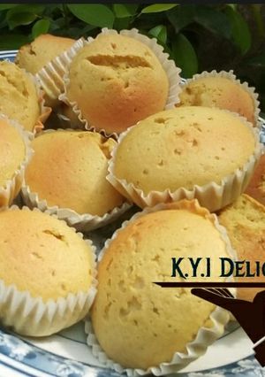 A picture of Vanillah cupcake.