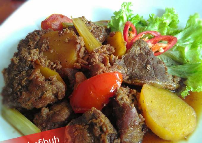 Semur lapis daging