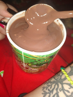 Una foto de Chocolate caliente cremoso