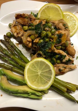 عکسی از دستور سينه مرغ و مارچوبه 😍😍😍😍