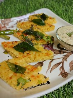 खमंग ढोकळा (Khaman Dhokla Recipe In Marathi) रेसिपी चे मुख्य फोटो