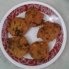 Chanadal fritters with phudina A picture of Chanadal fritters with phudina.